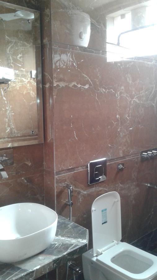 Hotel The Grand Inn Jammu Exterior foto